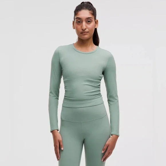 NWT Lululemon All it Takes Back-Twist Rib Long Sleeve Crater Blue Size 4 - Picture 8 of 10